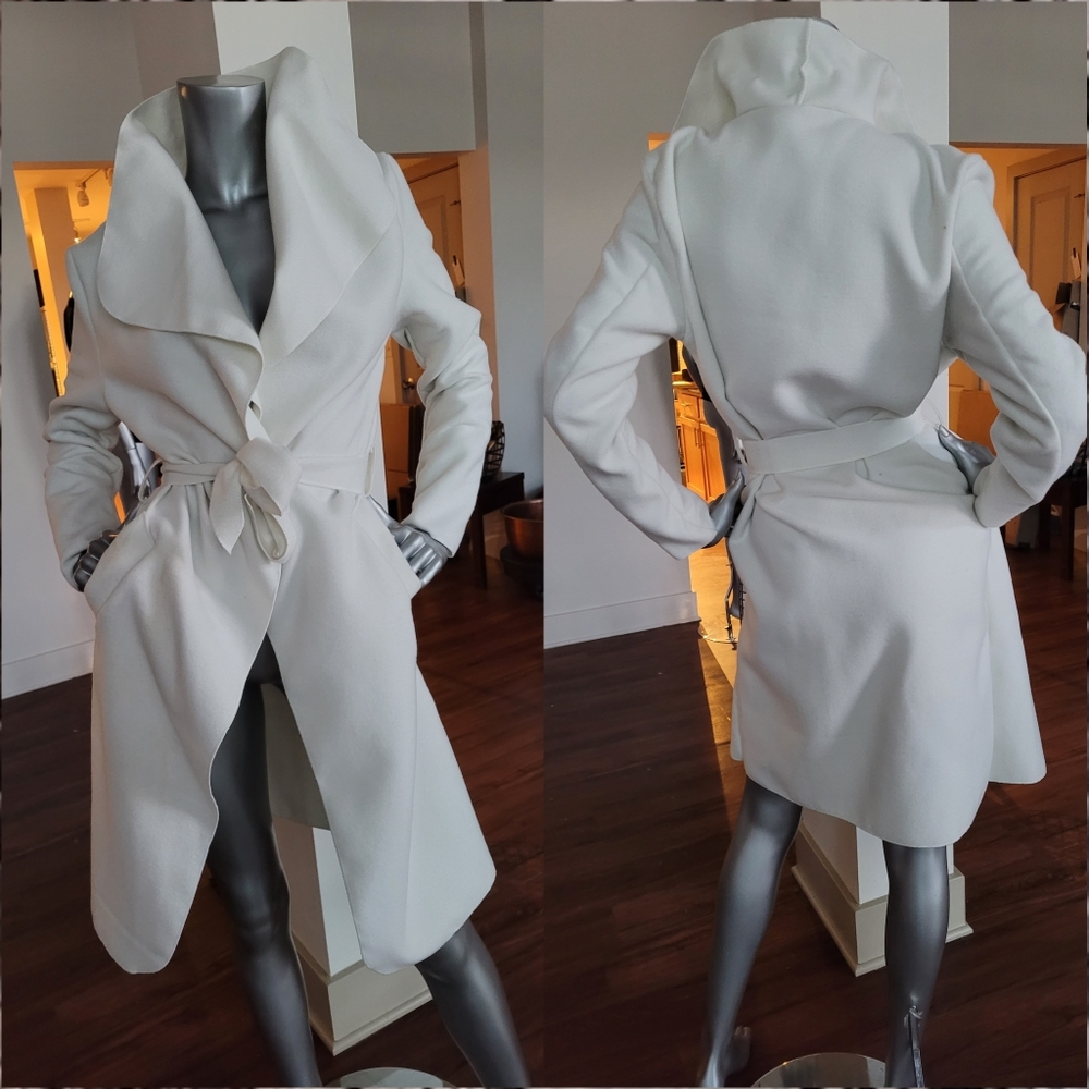 Pretty Little Thing White Coat - Picture 1 of 3